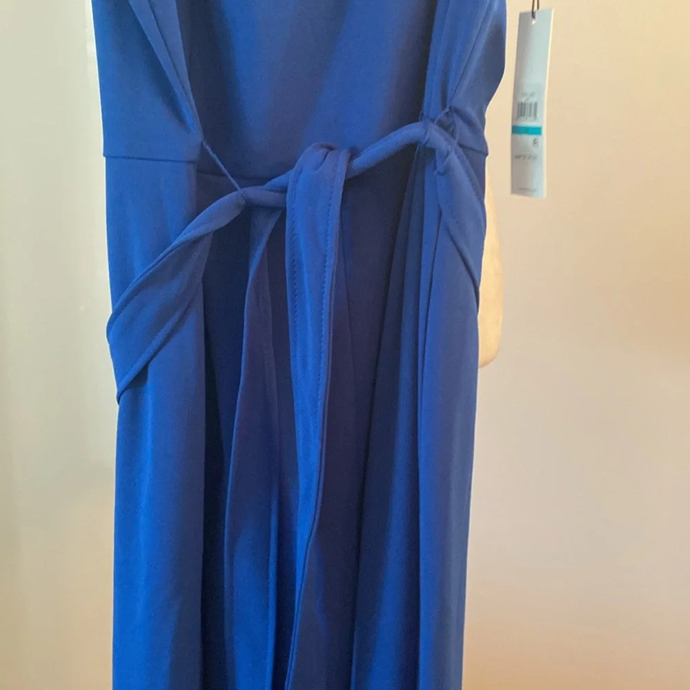 Calvin Klein NWT Royal blue jumpsuit. Size 16 - Picture 4 of 10